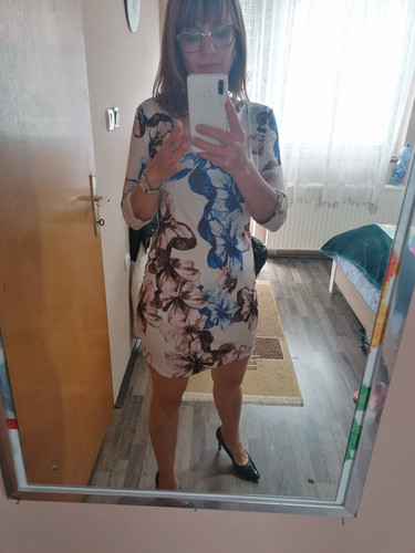 IMG e20b4a874c6a913cb7ac04de2a328bb5 V.jpg