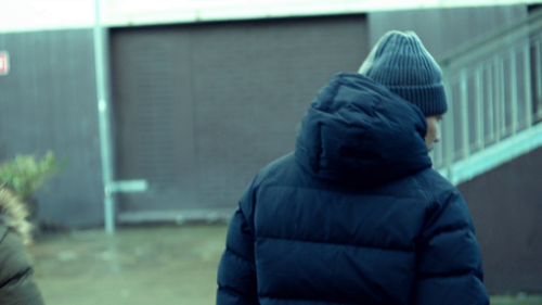 Top.Boy.S02E01.1080p.AMZN.WEB DL.DDP2.0.H.264 NTb 00.10.06.png