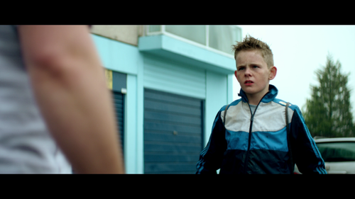 Utopia.S01E01.Episode.%231.1.1080i.DTS HD.MA.2.0.AVC.REMUX FraMeSToR 00.17.06.png