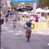 SmartSelect 20230421 002730 Opera.gif