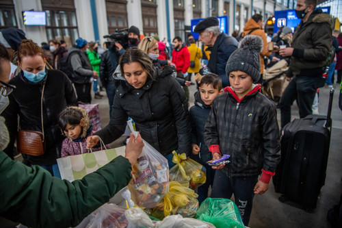 Ukrainian refugees in Hungary.jpg
