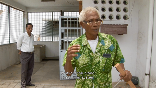 The Act of Killing (2012) (1080p BluRay x265 Silence).mkv snapshot 00.09.25.106.png