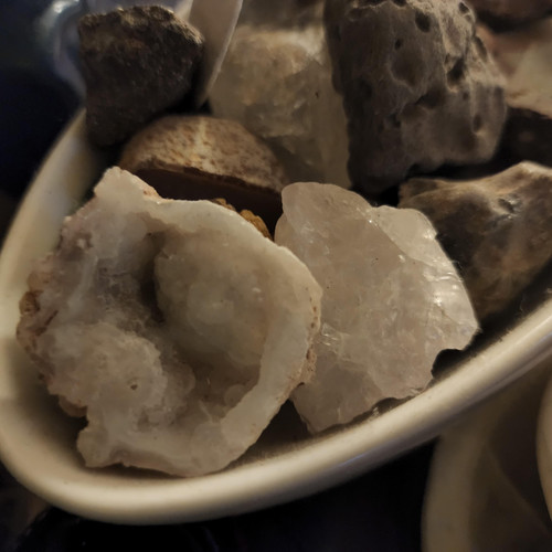 cropped 16931326300525729358698662256560.jpg