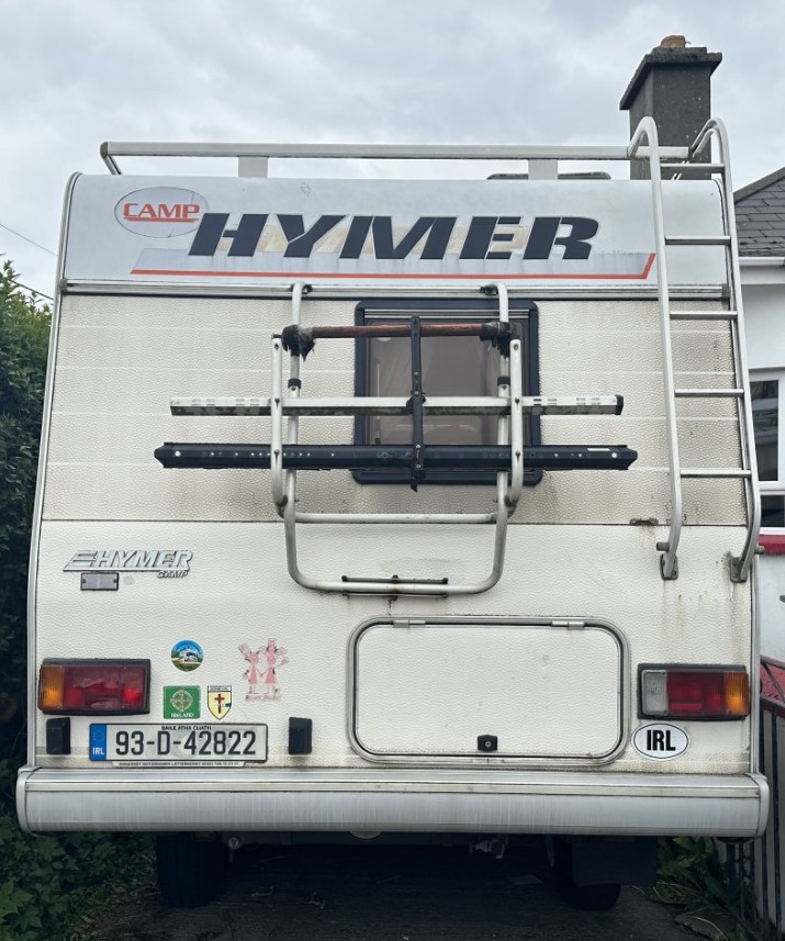 https://iili.io/HyAQxSa.jpg