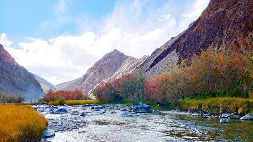 Kashmi Great Lakes.jpg