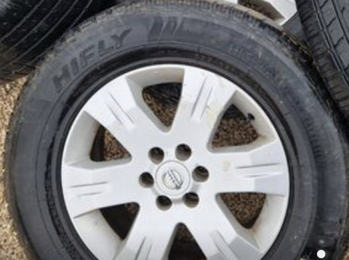 llantas nissan pathfinder o navara.png