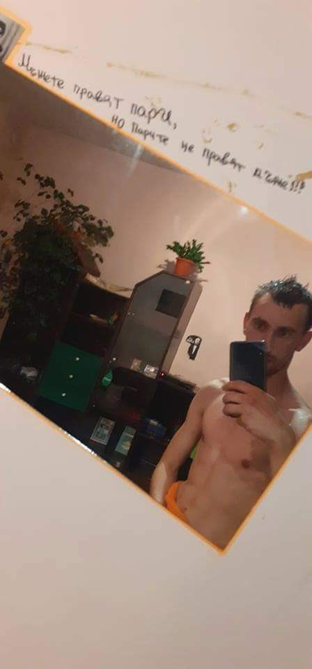 452.jpg