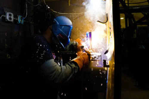welder 768x512.jpg