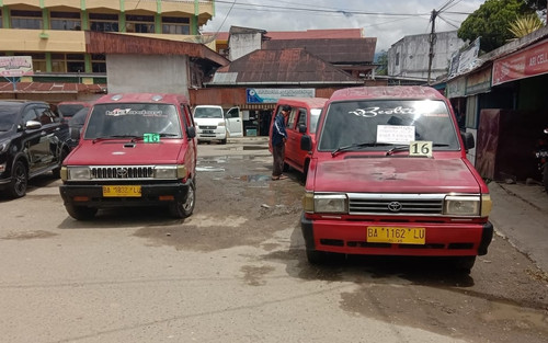 Angkot 16.jpg