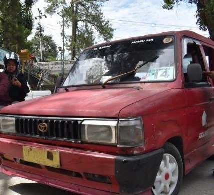 angkot 14.jpg
