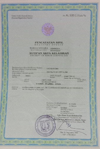 scaled Akta Lahir Yasmin.jpg