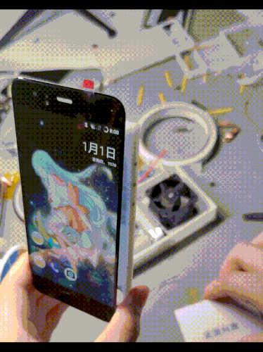tWyuNUZbDS4QY9p.gif