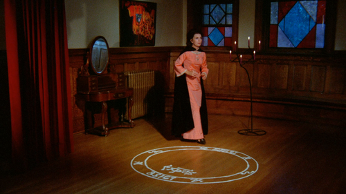 The.House.of.Seven.Corpses.1974.1080p.BluRay.REMUX.AVC.DTS HD.MA.1.0 KURiSU 00.06.17.png