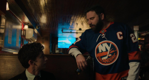No.Hard.Feelings.2023.1080p.WEB DL.DD5.1.H.264 FLUX.mkv 20230830 010920.505.jpg