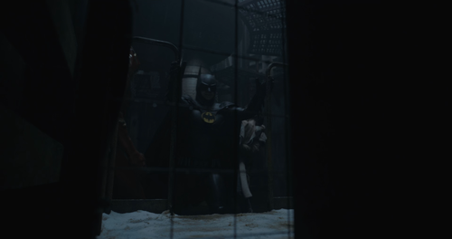 The.Flash.2023.2160p.Pad HDR.UHD.BluRay.AAC.x265 10bit HDSPad.mp4 20230831 203524.220.png