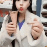 ezgif 2 ed3105f27a.gif