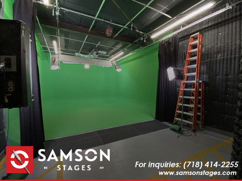 cyc wall studio in Brooklyn.jpg