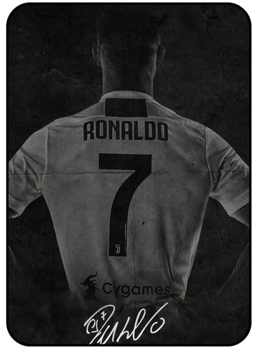 Ronaldo 7 WHite.jpg