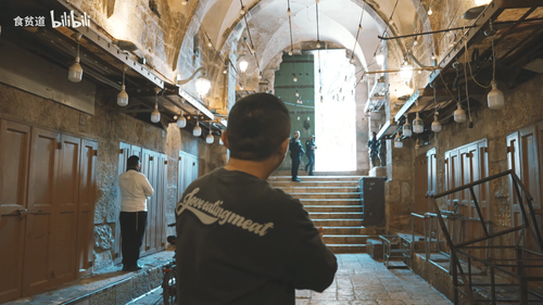 迦南孤儿.Canaanite.Orphans.2024.2160p.WEB DL.AVC.AAC AGSVWEB.mp4 20240203 214957.910.png