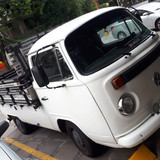 Kombi Pick Up das últimas vista de frente