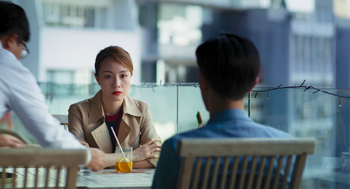 Twelve.Days.2021.2160p.WEB DL.DDP5.1.H265.HDR MISS.mkv 20240204 135124.879.png