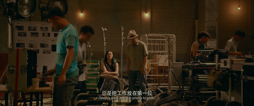 Everybody's.Fine.2016.2160p.HQ.WEB DL.AAC.H265 MISS.mkv 20240206 234507.617.png