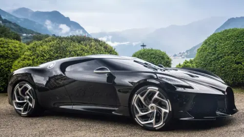 bugatti la voiture noire 82 1.webp
