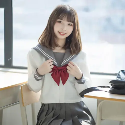 uniforme japonais sexy.webp