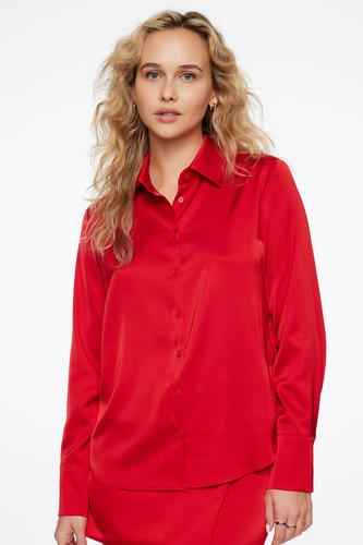 dynamite clothing red001.jpg