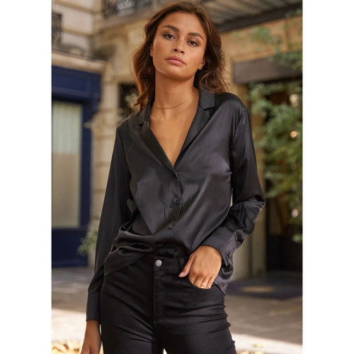 itita boutique black001.jpg