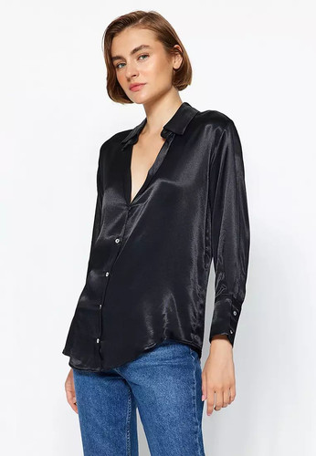 trendyol black001.jpg