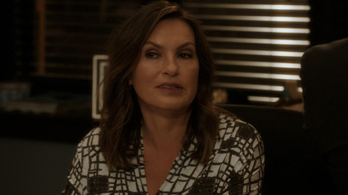 Law.&.Order.Special.Victims.Unit.S19E01.Gone.Fishin.1080p.AMZN.WEB DL.DDP.5.1.H.264 CHDWEB.mkv 20240.jpg