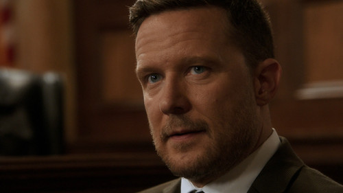 Law.&.Order.Special.Victims.Unit.S19E01.Gone.Fishin.1080p.AMZN.WEB DL.DDP.5.1.H.264 CHDWEB.mkv 20240.jpg