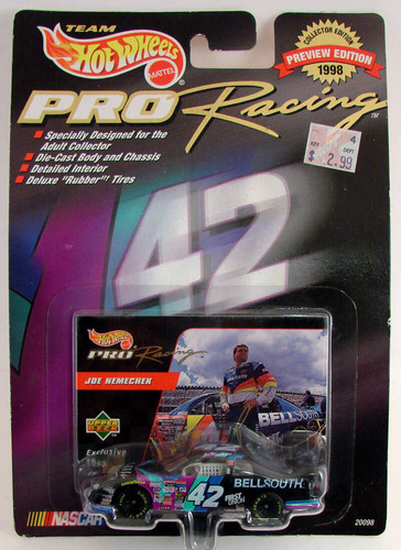 Машинка Hot Wheels Chevrolet Monte Carlo 1998 Pro Racing Joe Nemechek #42 Bell South NASCAR 20098.jpg