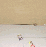 人形自走广告，可信度更高了.gif