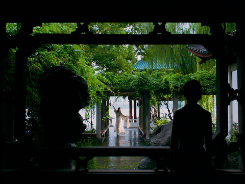 Peach.Blossoms.in.Fan.2021.2160p.HQ.WEB DL.DDP5.1.H265 MISS.mkv 20240207 142712.688.png