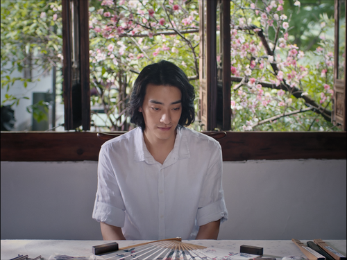 Peach.Blossoms.in.Fan.2021.2160p.HQ.WEB DL.DDP5.1.H265 MISS.mkv 20240207 142701.657.png