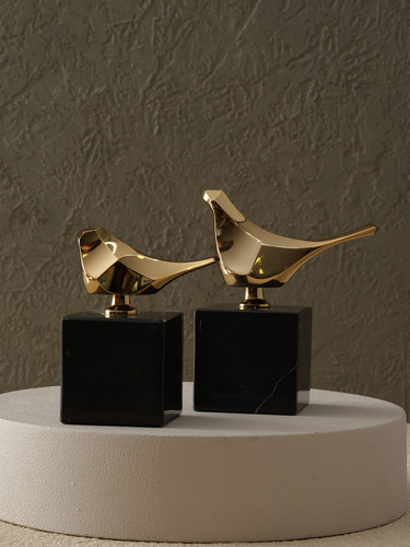 MRLTH 107 1111 1M.jpg