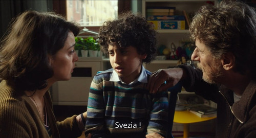 Nonostante.La.Nebbia.2019.720p.AMZN.WEB DL.mp4 snapshot 00.50.26.523.jpg