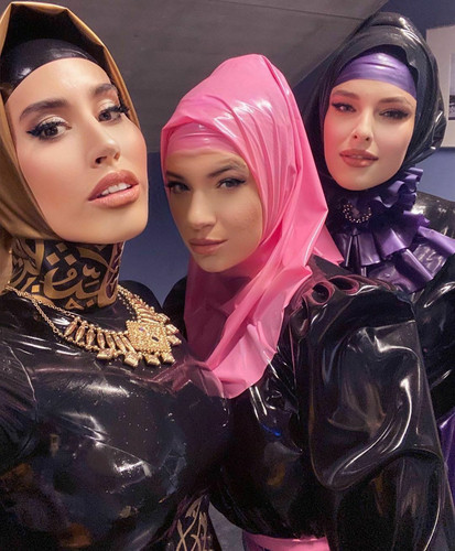 Latex Fetisch Sebastian cauchos Latex ladies ????.jpg