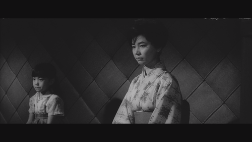 Karami ai.1962.1080p.WEB DL.AAC2.0.H.264 SbR.mkv snapshot 01.36.32.745.png