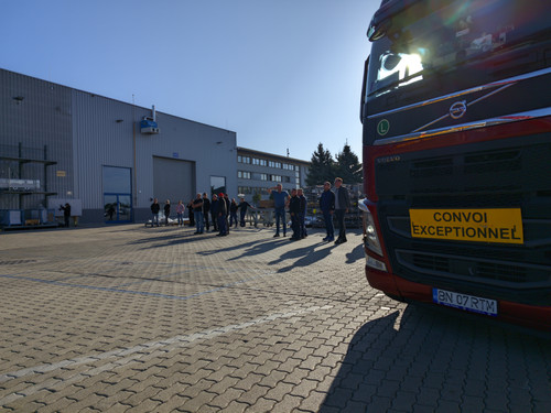 AGC 20231006 090512633.jpg