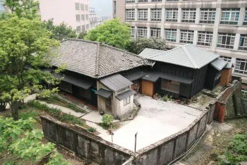 00011 三毛菊次郎宅邸.webp