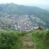 00028 基隆山眺望九份聚落