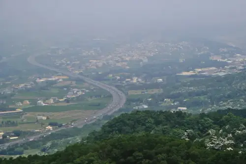 00023 雙峰山眺望國道1號.webp