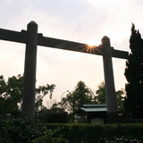 00028 桃園神社鳥居夕陽