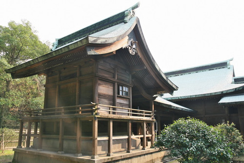 00025 桃園神社本殿.jpg