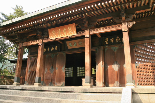 桃園神社殿