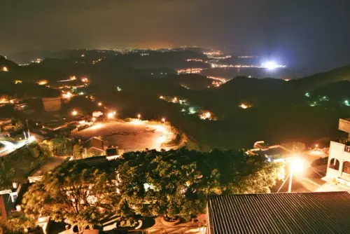 00041 九份觀海亭夜景.webp