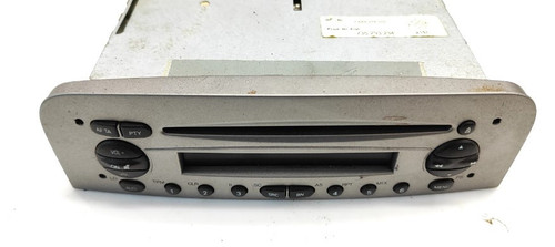 Radio, CD,DVD + Alfa Romeo + 147 + x + 2002 + 735293234.jpg